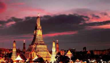 Wat Arun Tempel der Morgenröte Bangkok Thailand Sehenswürdigkeiten