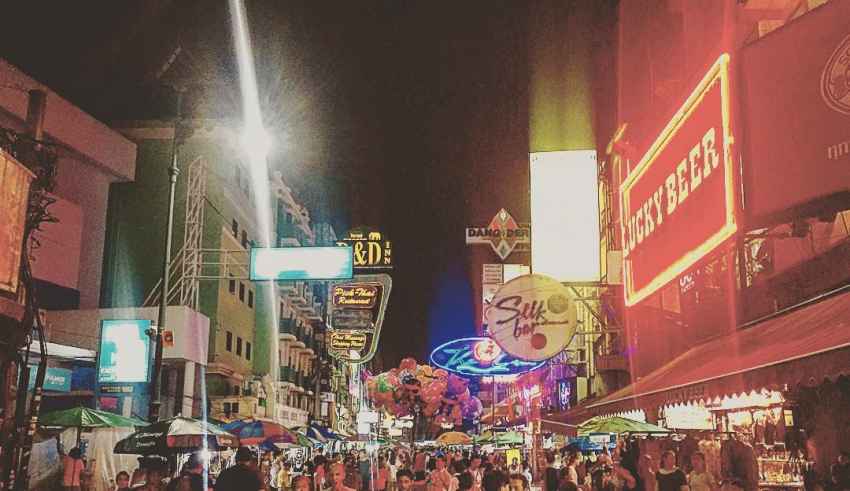 khaosan road clubs und sehenswürdigkeiten